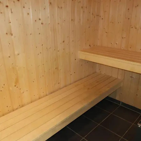 Holiday home Vital - Gbe101 By Interhome